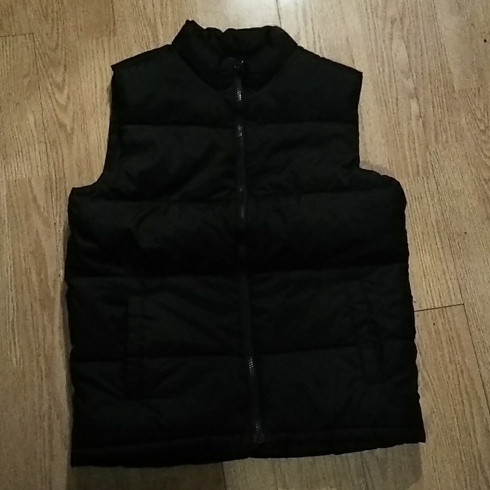 Old Navy Puffer Vest